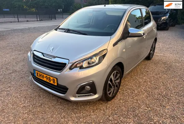 1.0 e-VTi Active Airco 5 deurs Automaat Nw APK