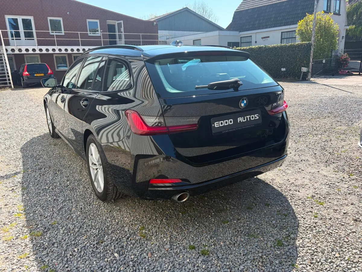 318i NW MODEL ZWART LED BTW ALL IN