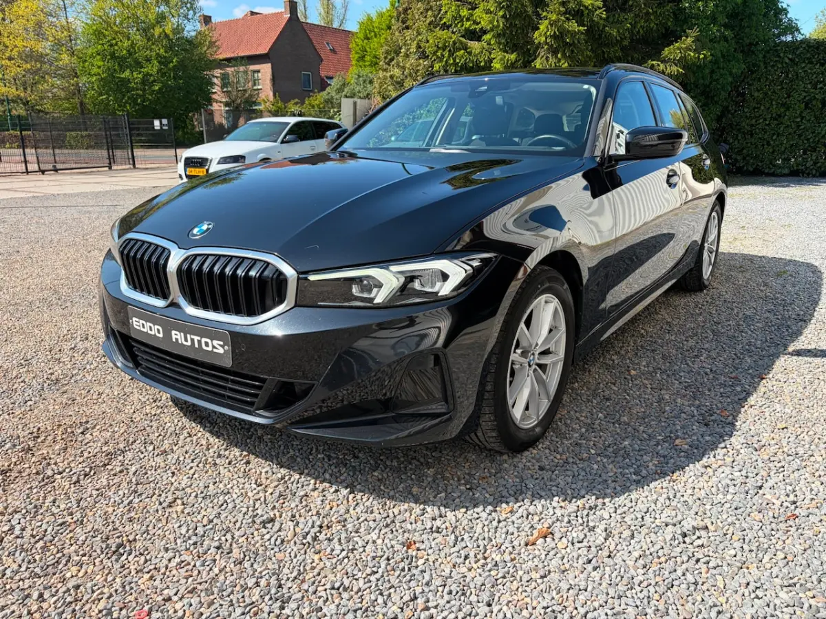 318i NW MODEL ZWART LED BTW ALL IN
