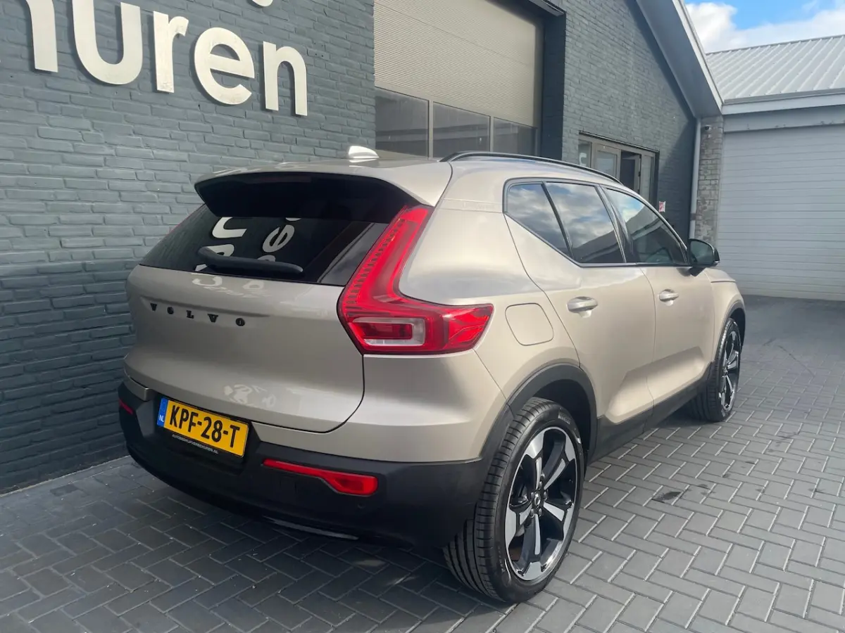 1.5 T4 Plug-in hybrid Plus dark pano stoelverwarming 20 inch