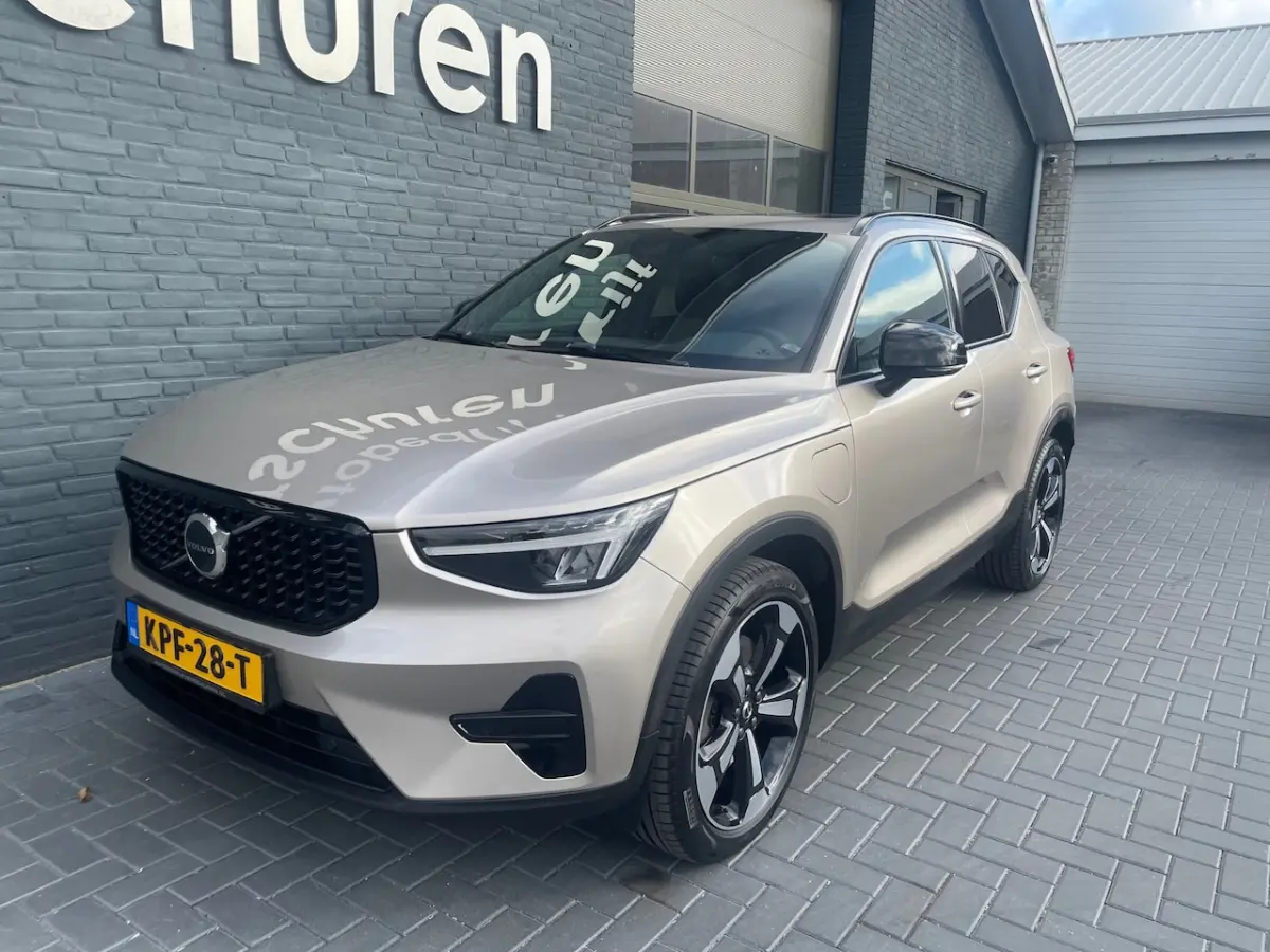 1.5 T4 Plug-in hybrid Plus dark pano stoelverwarming 20 inch