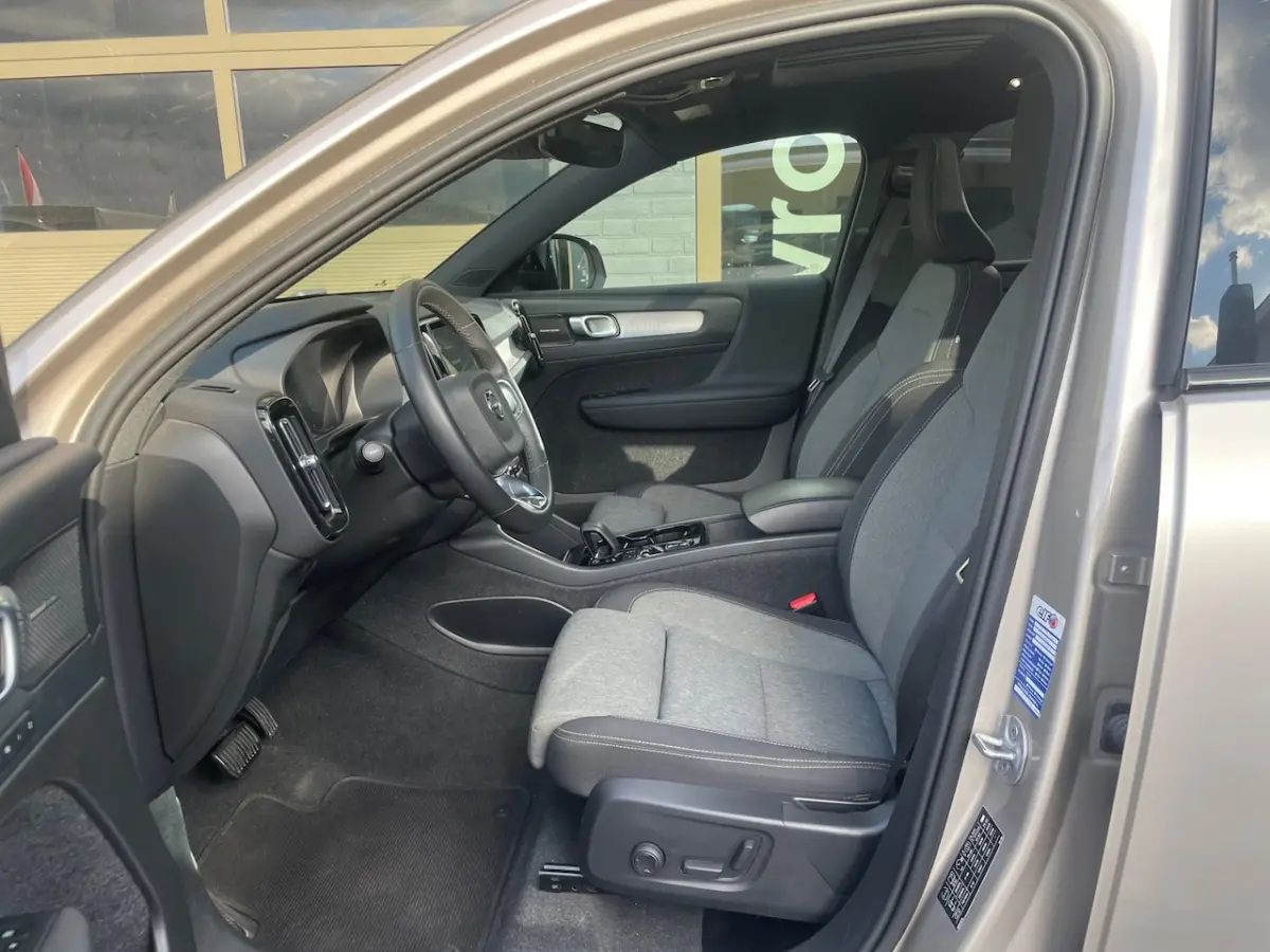 1.5 T4 Plug-in hybrid Plus dark pano stoelverwarming 20 inch