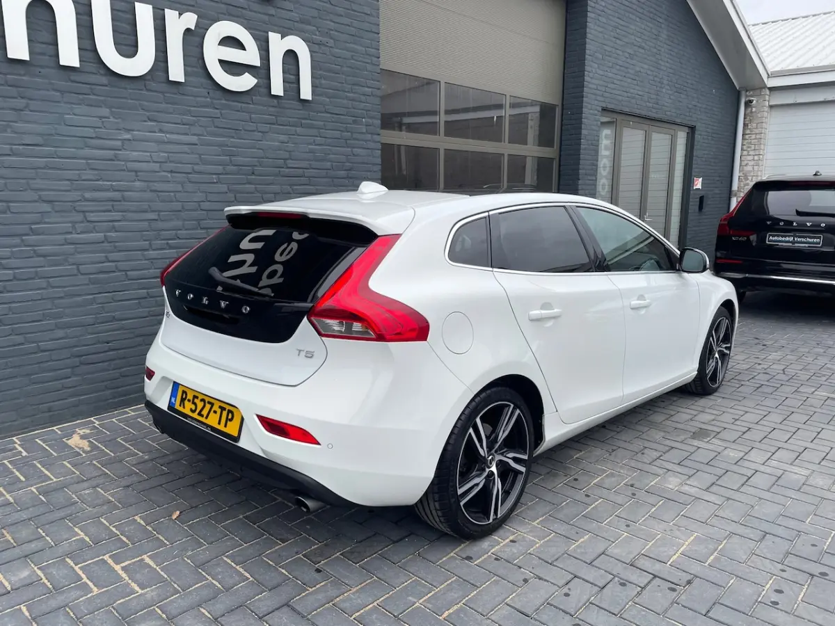2.5 T5 Summum uniek full option pano adaptieve cruise 5 cilinder