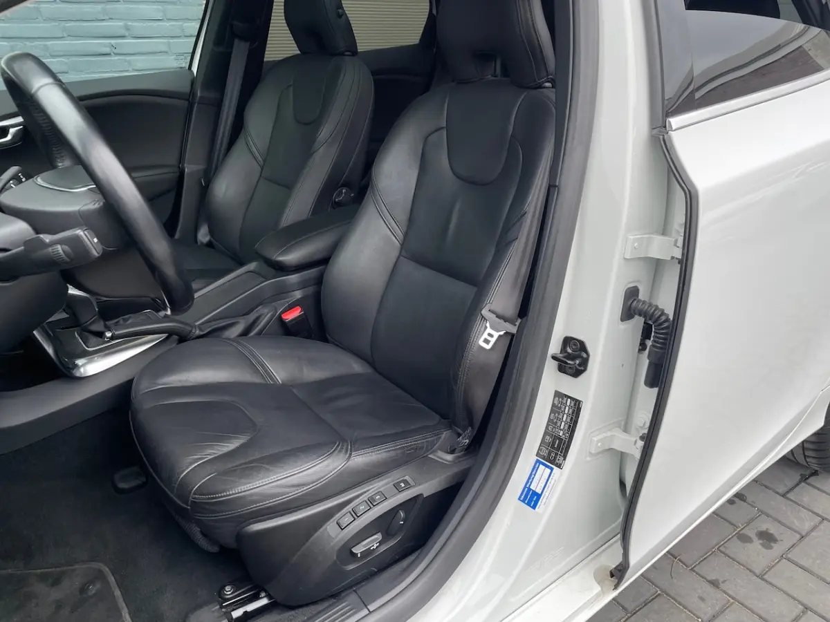 2.5 T5 Summum uniek full option pano adaptieve cruise 5 cilinder