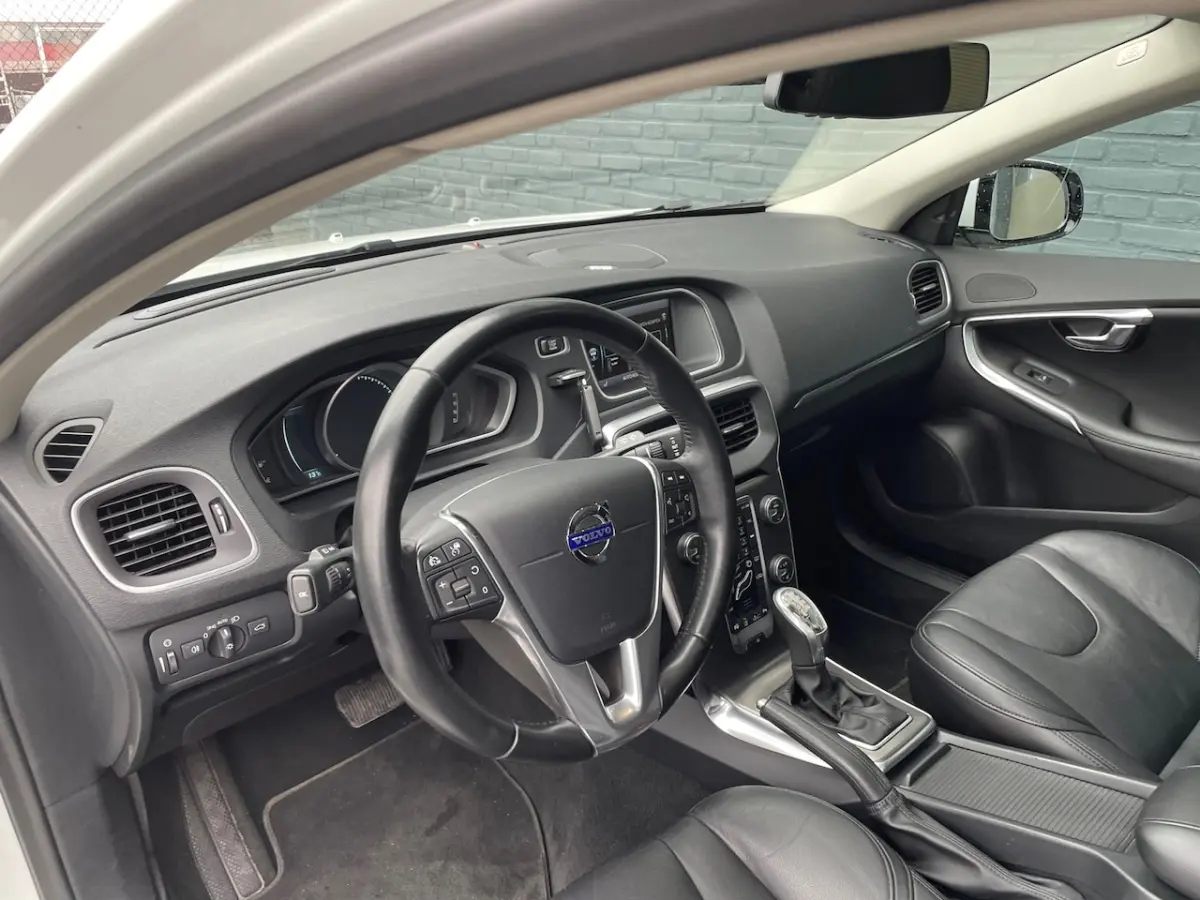 2.5 T5 Summum uniek full option pano adaptieve cruise 5 cilinder