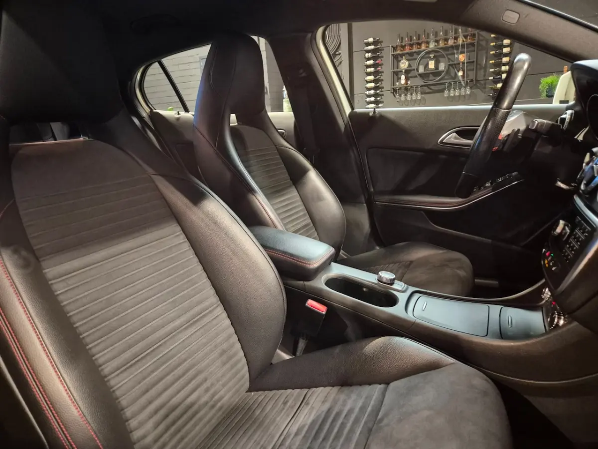 200 Prestige - AMG Edition - Automaat - Stoelverw - Navi - Cruise - Camera - Afn Trekhaak