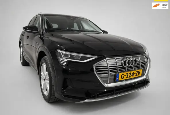 50 Quattro Launch edition plus 71 kWh - Panodak - Leder - Adapt Cruise - Afn Trekhaak - In