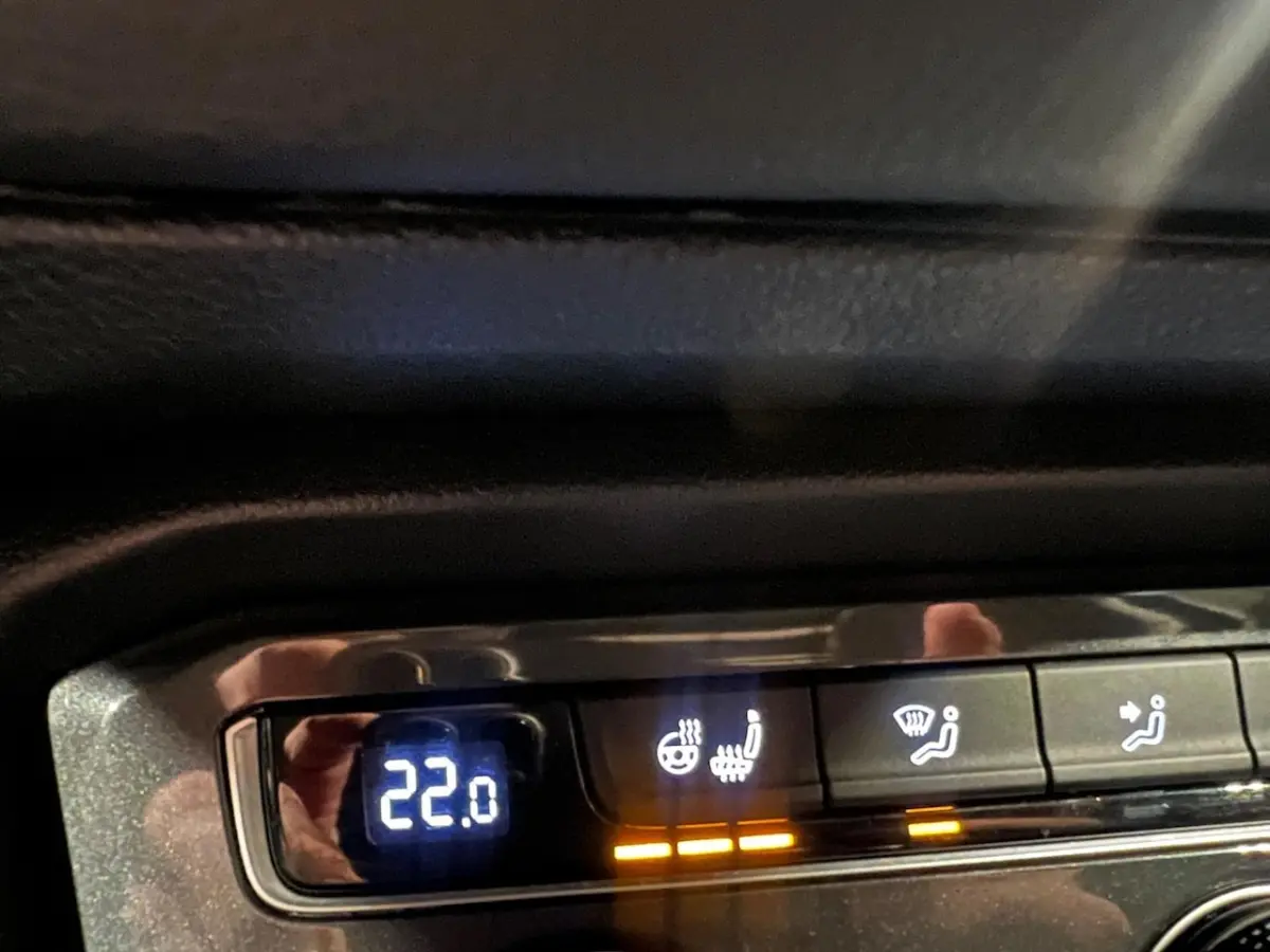 1.4 TSI ACT Comfortline Business Automaat - Panoramadak - Clima - Adapt Cruise - Camera -