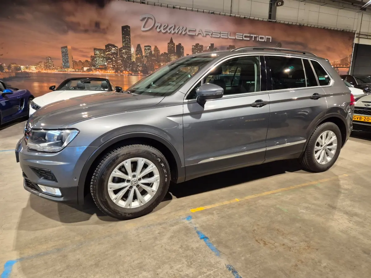 1.4 TSI ACT Comfortline Business Automaat - Panoramadak - Clima - Adapt Cruise - Camera -