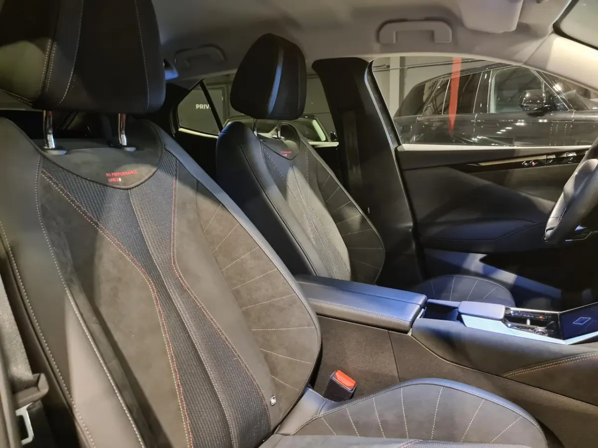 4 E-Tense Performance Line - Hybrid - NL Auto - Camera - Navigatie - Virtual