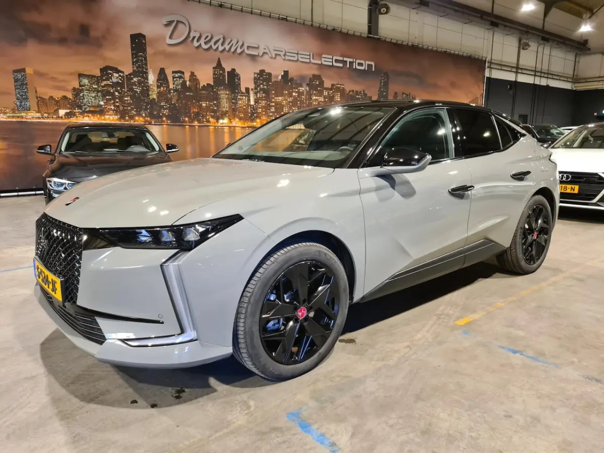 4 E-Tense Performance Line - Hybrid - NL Auto - Camera - Navigatie - Virtual