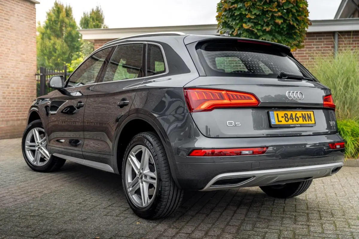 2.0 TFSI Quattro Sport S Line Edition 252 PK Aut. Pano Stoelverwarming Xenon 19''