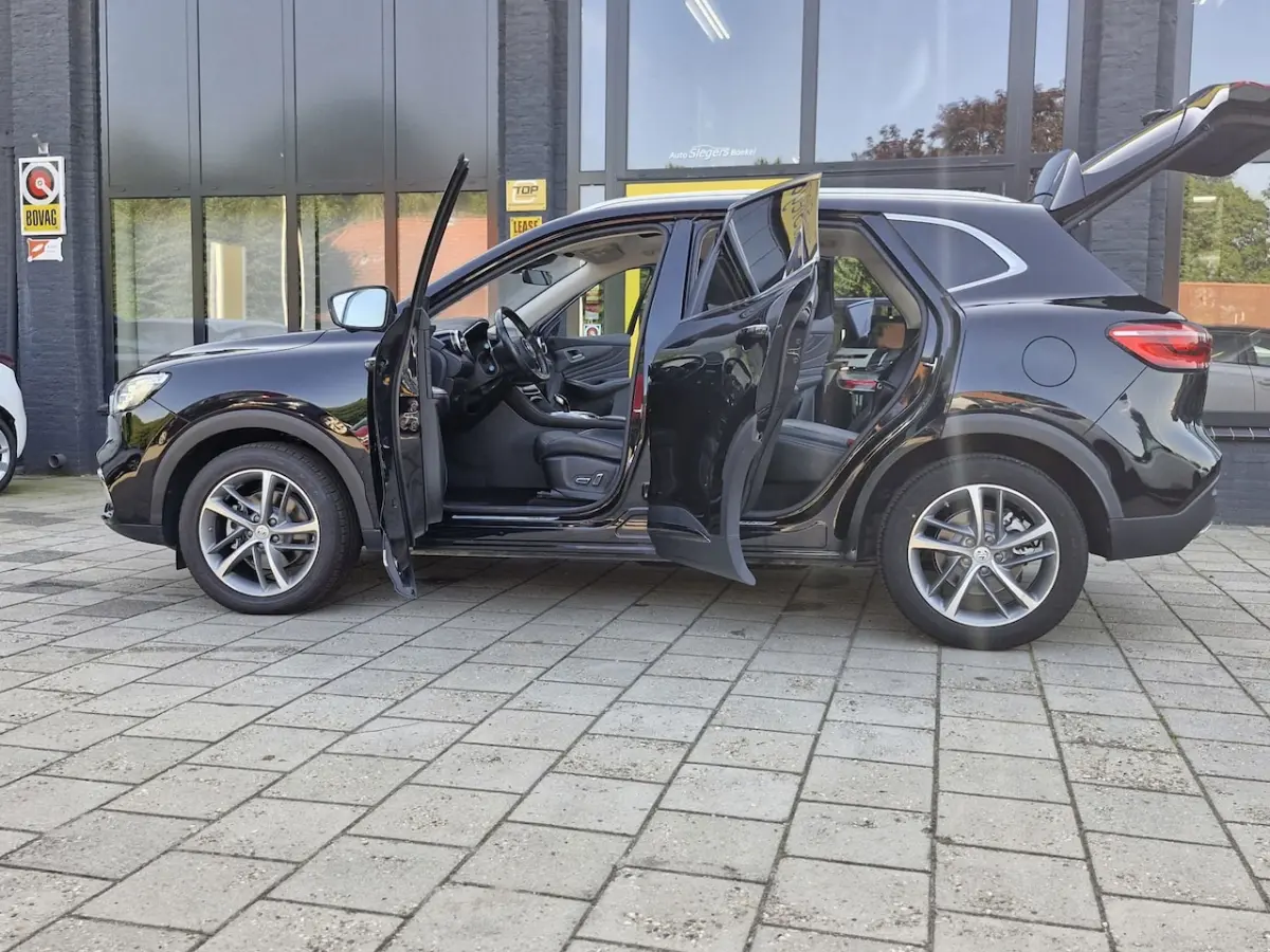 1.5 TGDI Luxury | Panoramadak | 360 Camera| Bluetooth | Apple Car | Android Auto | Lederen