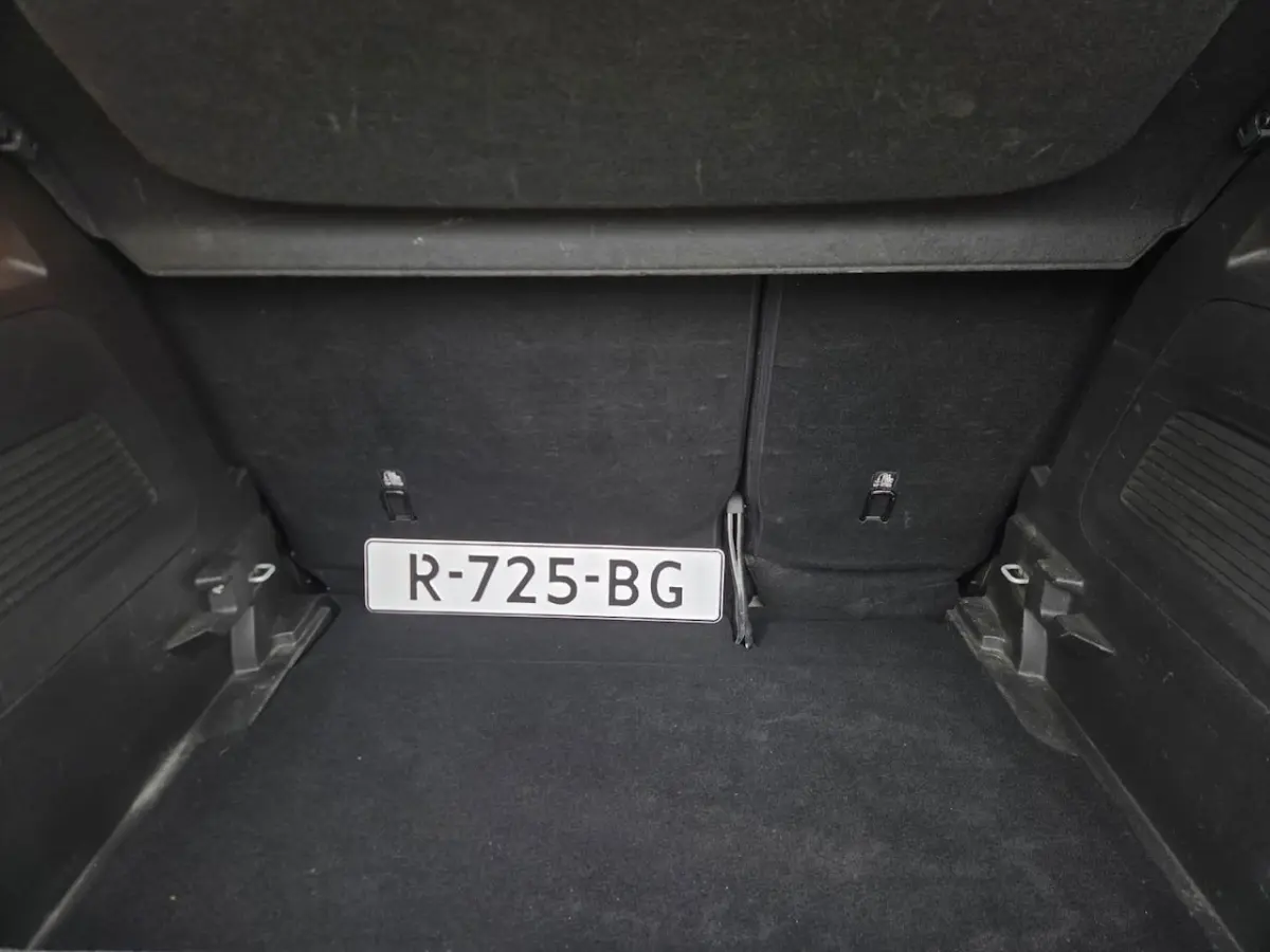 1.2 Turbo Aut. Innovation | Nw Distr. | Trekhaak | Camera + Sens | Climate | Keyless | 17"