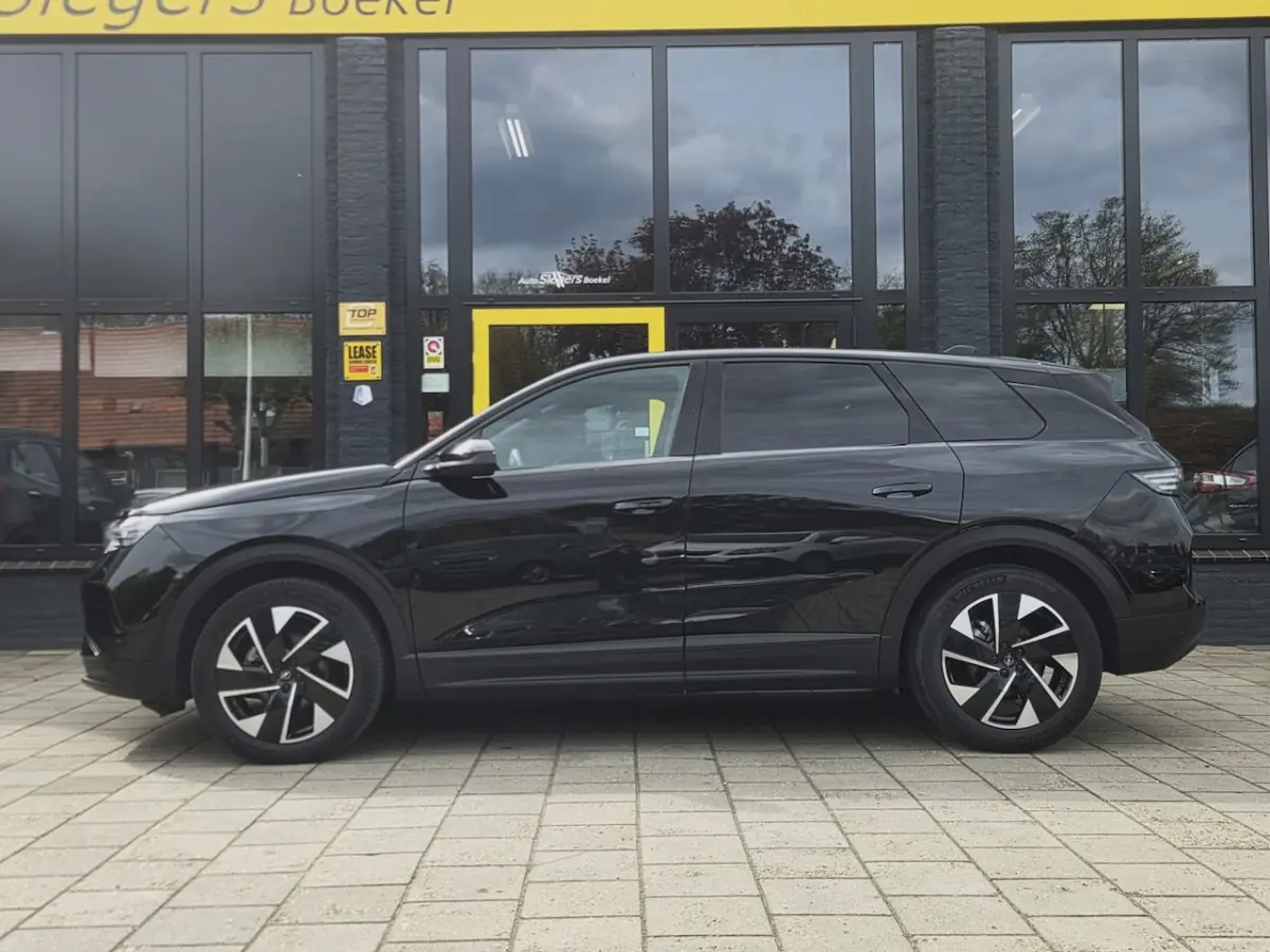 1.2 Turbo Hybrid GS | Stoelv + Stuurv | Camer + Sensoren | BT Carplay | BT Android Auto |