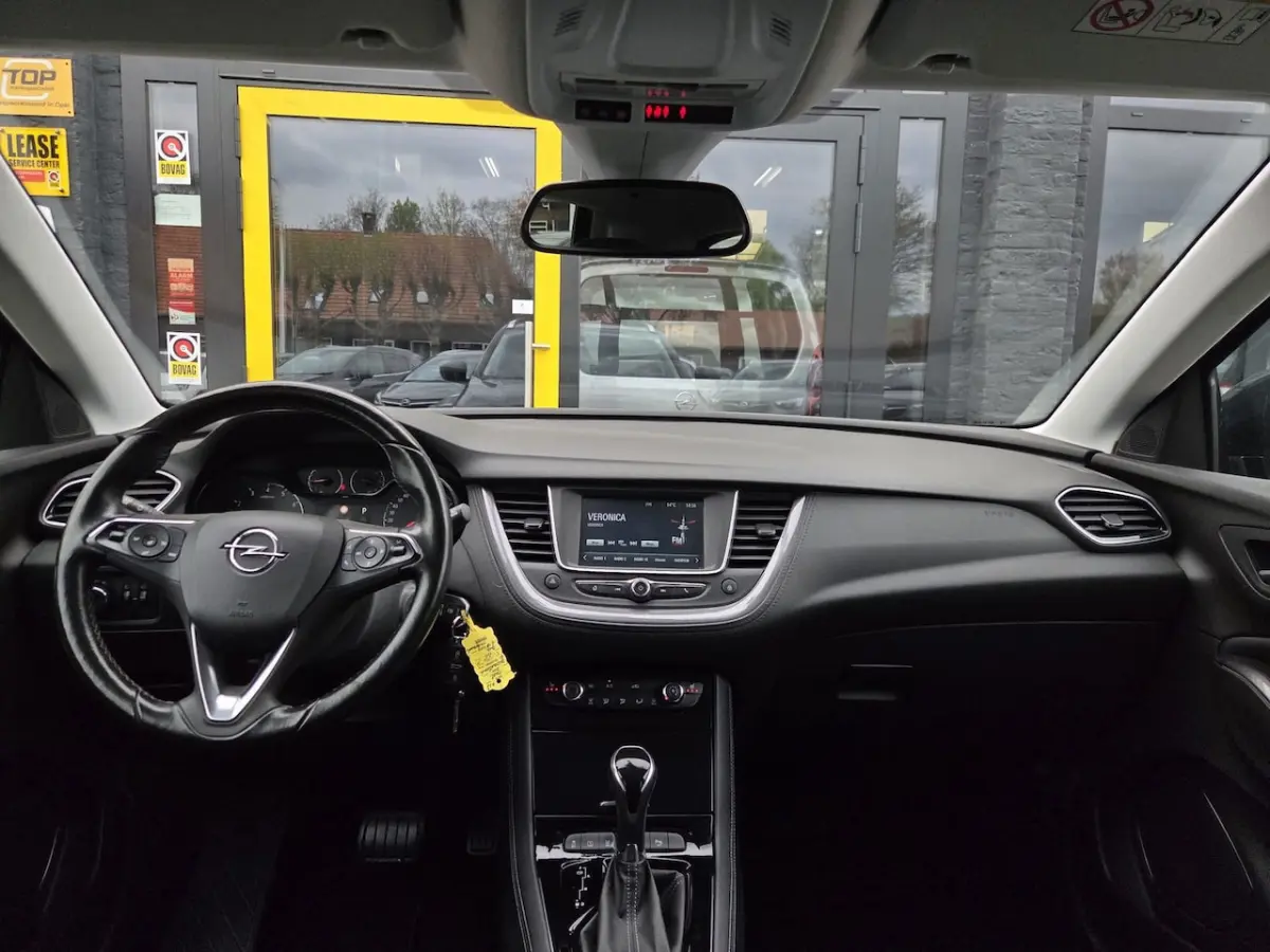 1.2 Turbo Automaat Innovation 130pk I Camera I Stoel + stuurverw I Cruise I 17" I eye I Pd