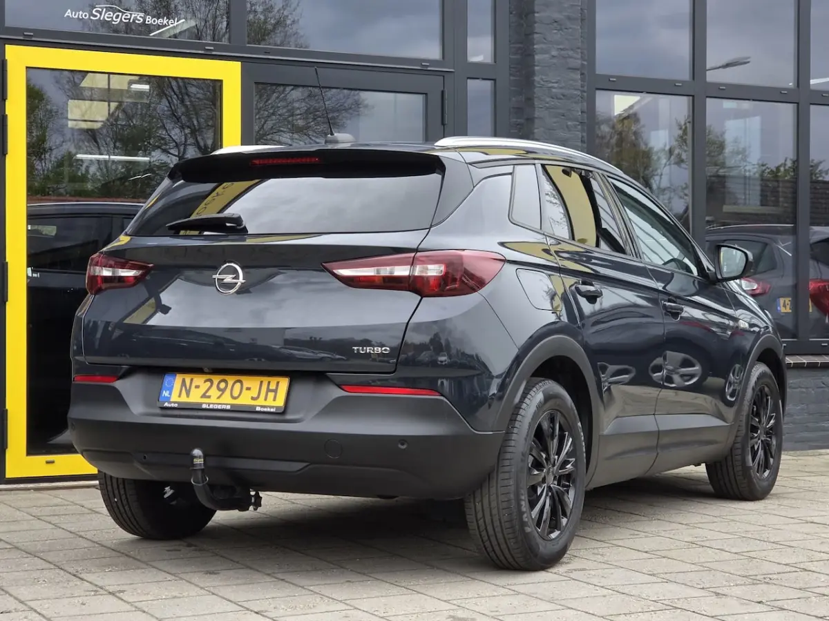 1.2 Turbo Automaat Innovation 130pk I Camera I Stoel + stuurverw I Cruise I 17" I eye I Pd