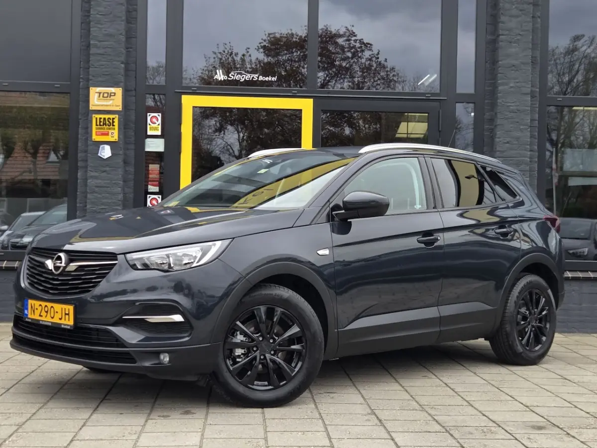 1.2 Turbo Automaat Innovation 130pk I Camera I Stoel + stuurverw I Cruise I 17" I eye I Pd