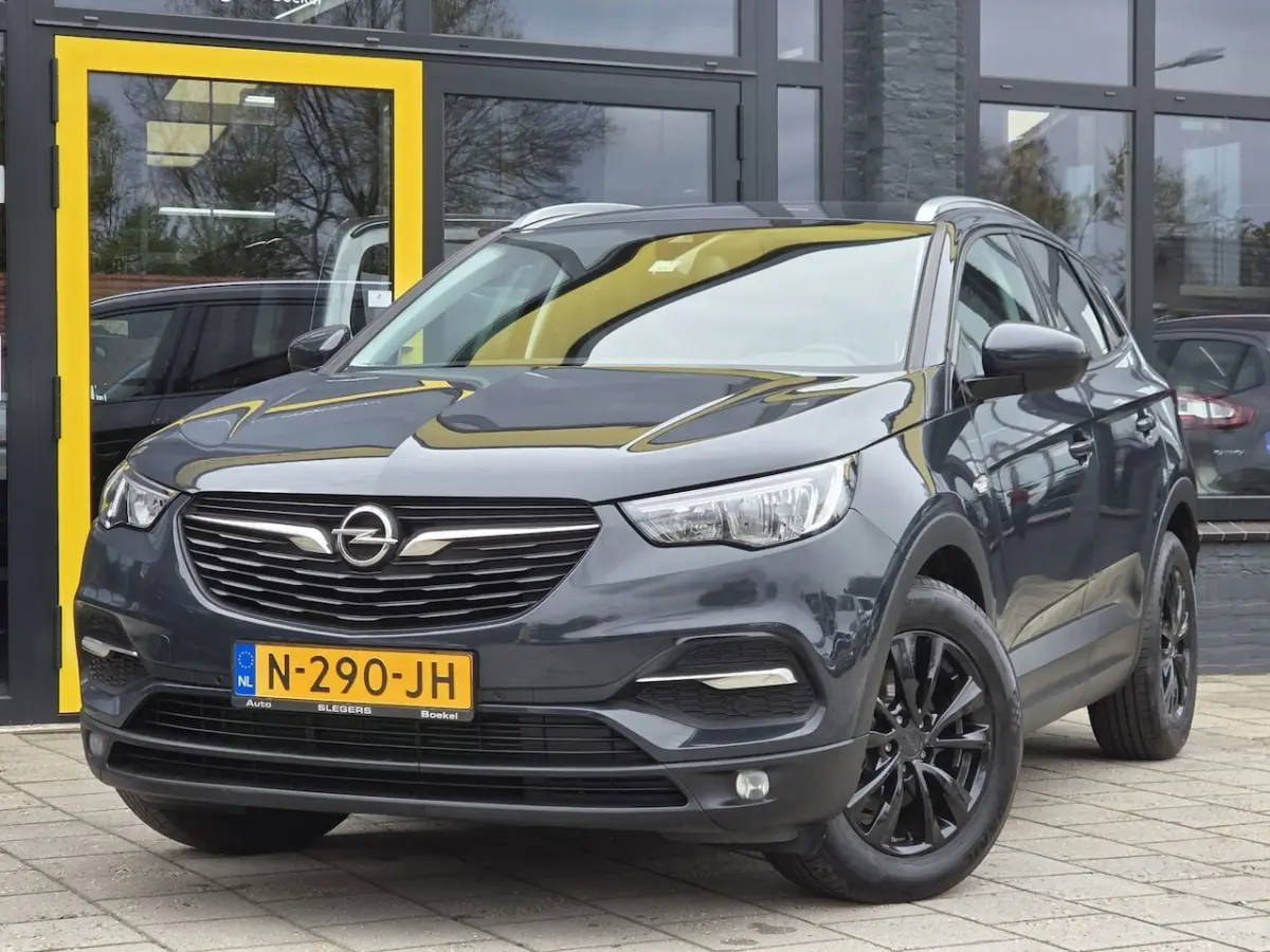 1.2 Turbo Automaat Innovation 130pk I Camera I Stoel + stuurverw I Cruise I 17" I eye I Pd