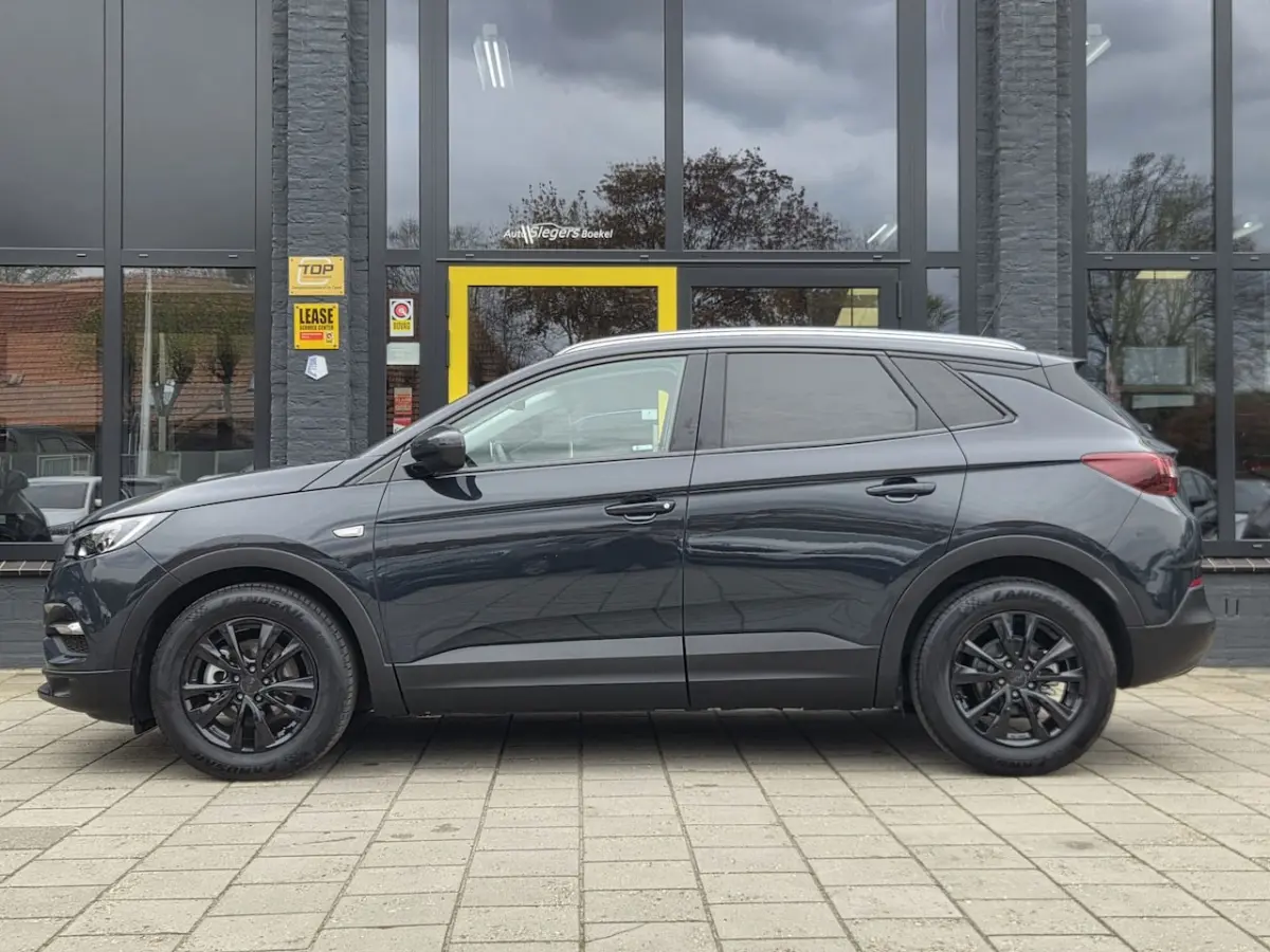1.2 Turbo Automaat Innovation 130pk I Camera I Stoel + stuurverw I Cruise I 17" I eye I Pd