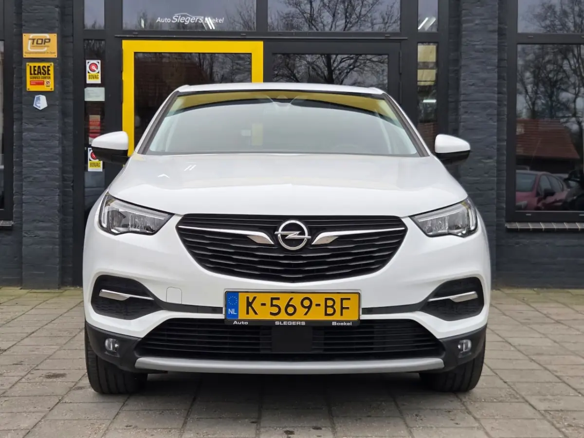 1.2 Turbo Innovation | Camera + Sensoren | Carplay | Android Auto | Navi | Telefoon