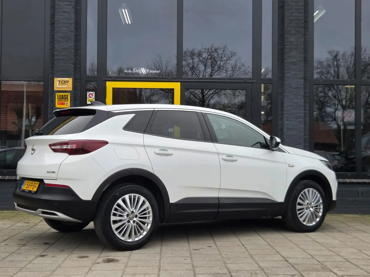 1.2 Turbo Innovation | Camera + Sensoren | Carplay | Android Auto | Navi | Telefoon