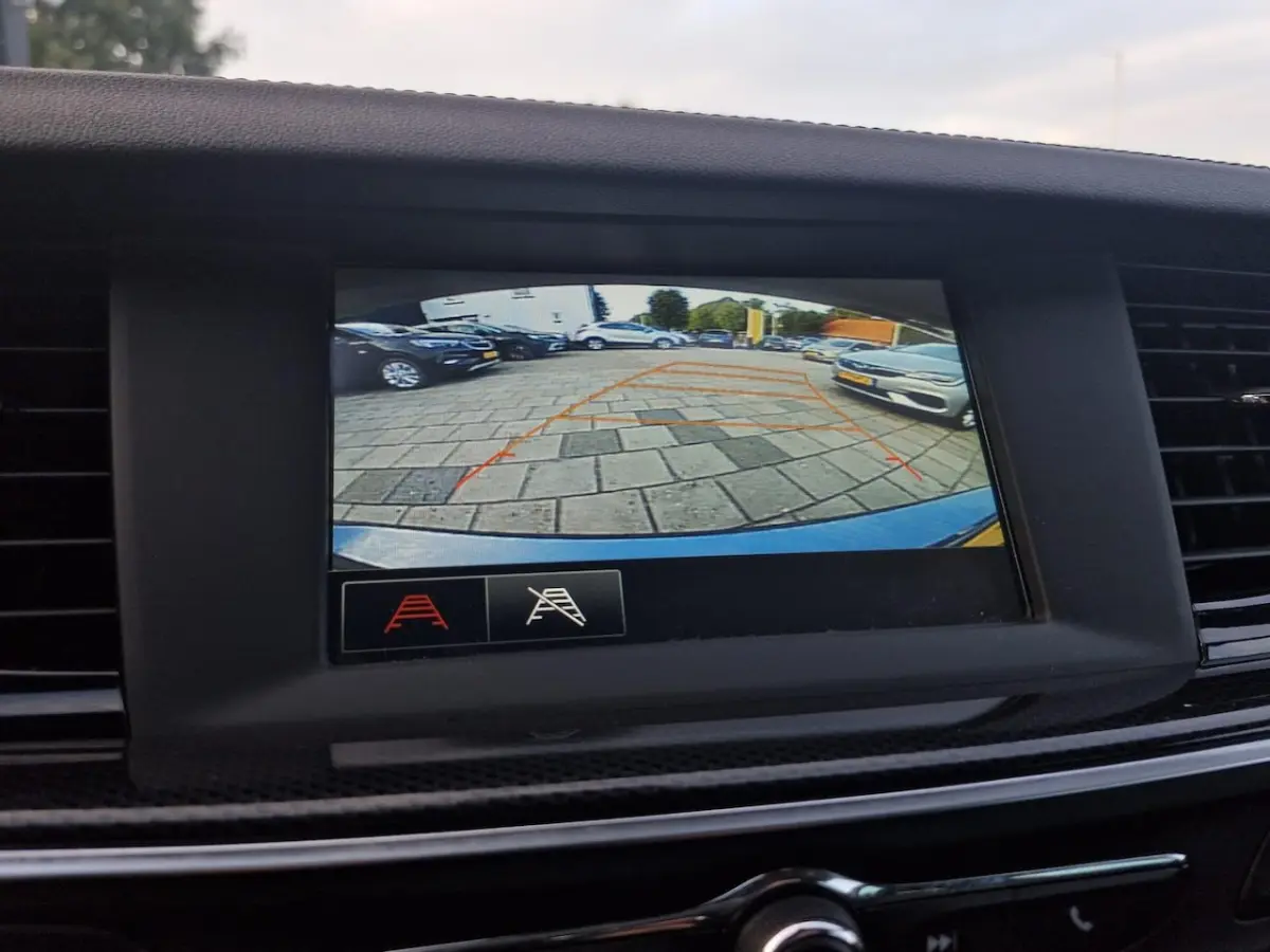 1.5 Turbo Business Executive Automaat | Camera + Sensoren | Climate | Cruise | Carplay | B