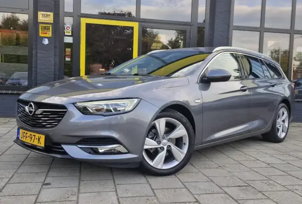 1.5 Turbo Business Executive Automaat | Camera + Sensoren | Climate | Cruise | Carplay | B