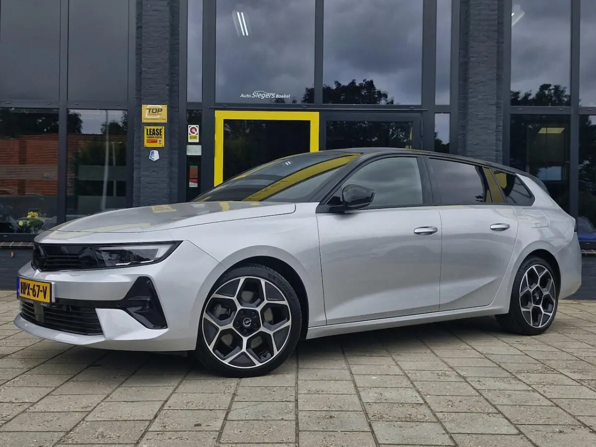 1.6 Turbo Plug In Hybrid Ultimate | Schuifdak | AGR | Stoelvent + Verw | Camera + Sensoren