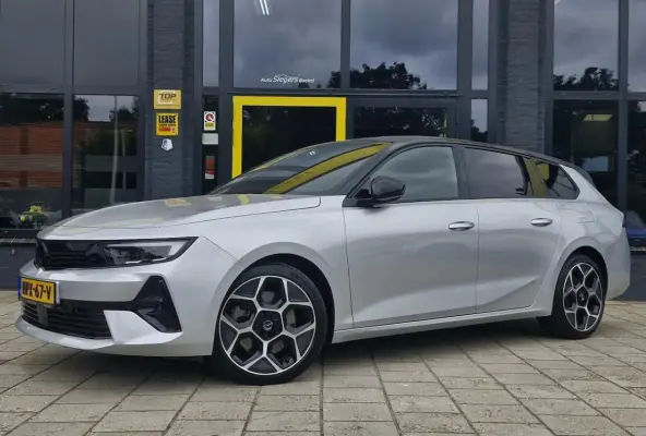 1.6 Turbo Plug In Hybrid Ultimate | Schuifdak | AGR | Stoelvent + Verw | Camera + Sensoren