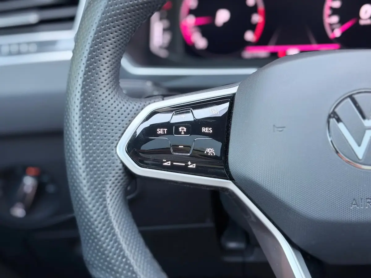 1.5 TSI 3x R-Line Pano/Keyless/AppleCarPlay