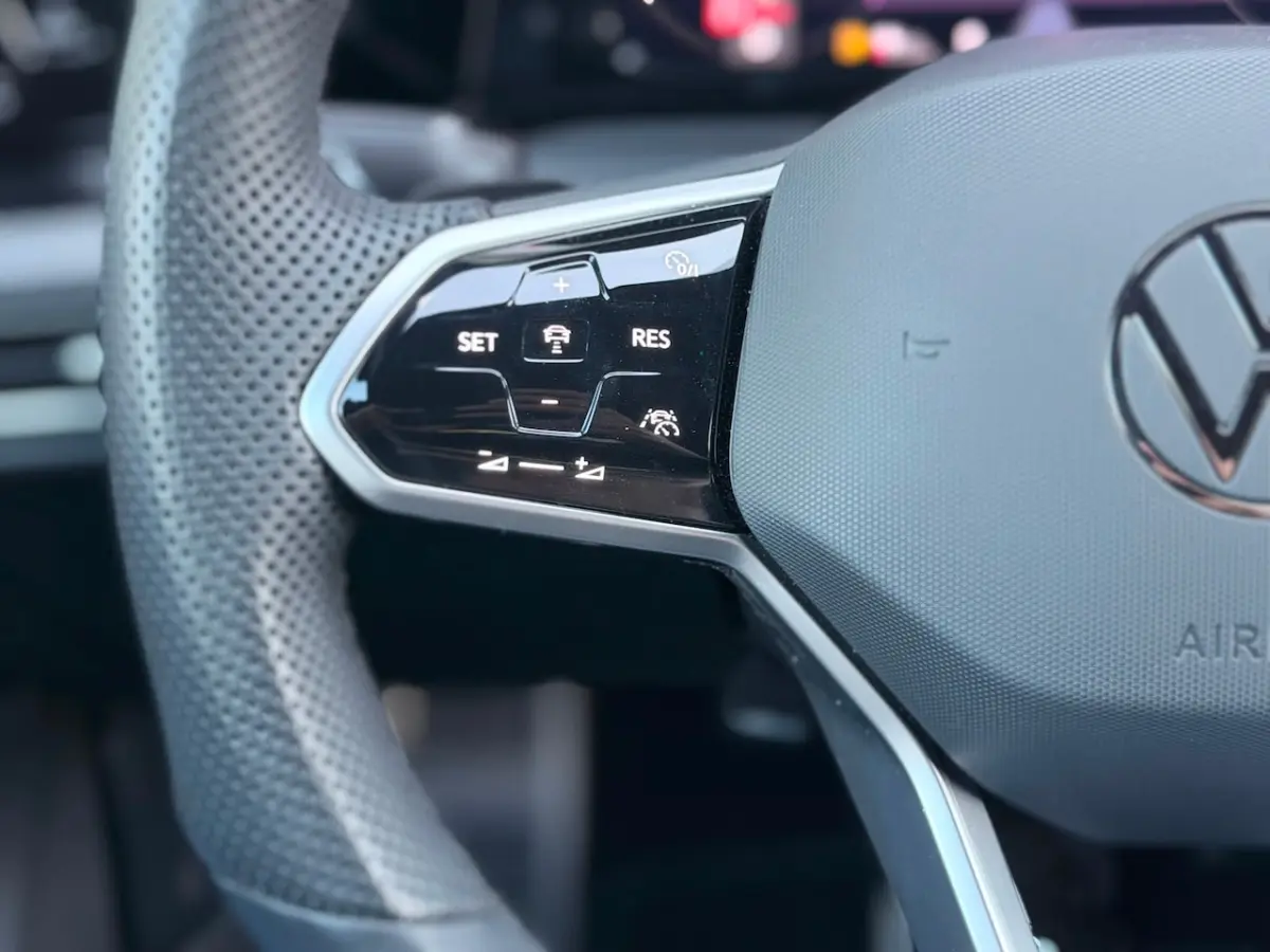 1.5 TSI 3x R-Line Matrix/Camera/Acc