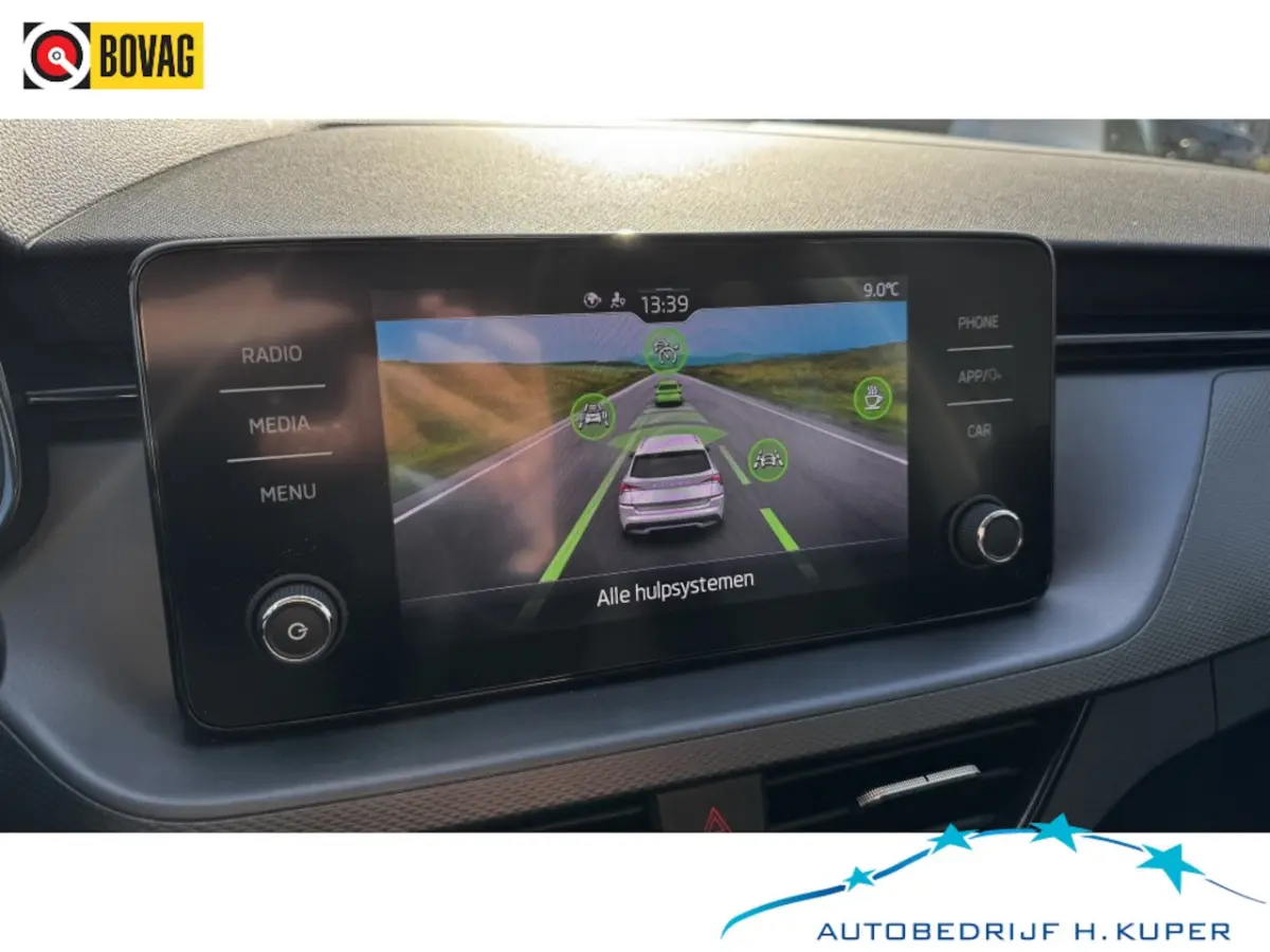 1.0 TSI Business Edition | Camera | Cruise control | Carplay/And