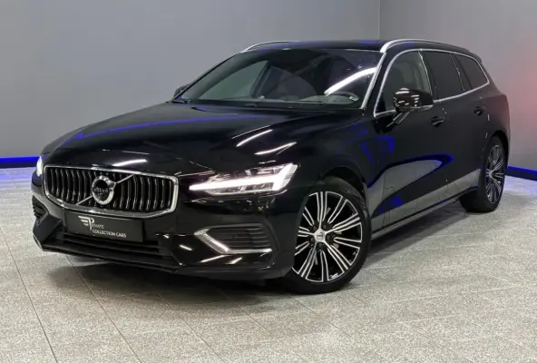 2.0 T8 Twin Engine AWD R-Design 360Â°|HUD|B&W|Trekhaak|Pano
