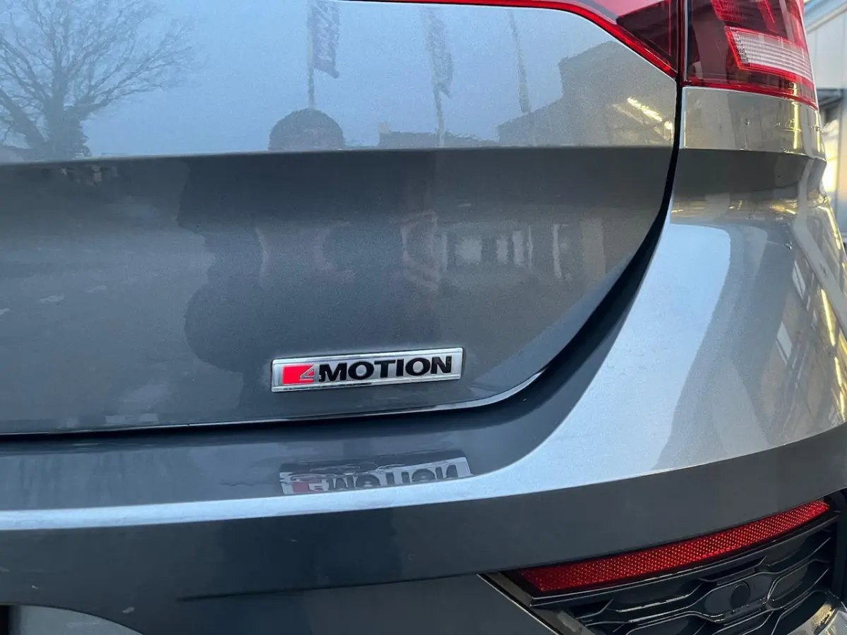 2.0 TSI 4Motion Sport R-line