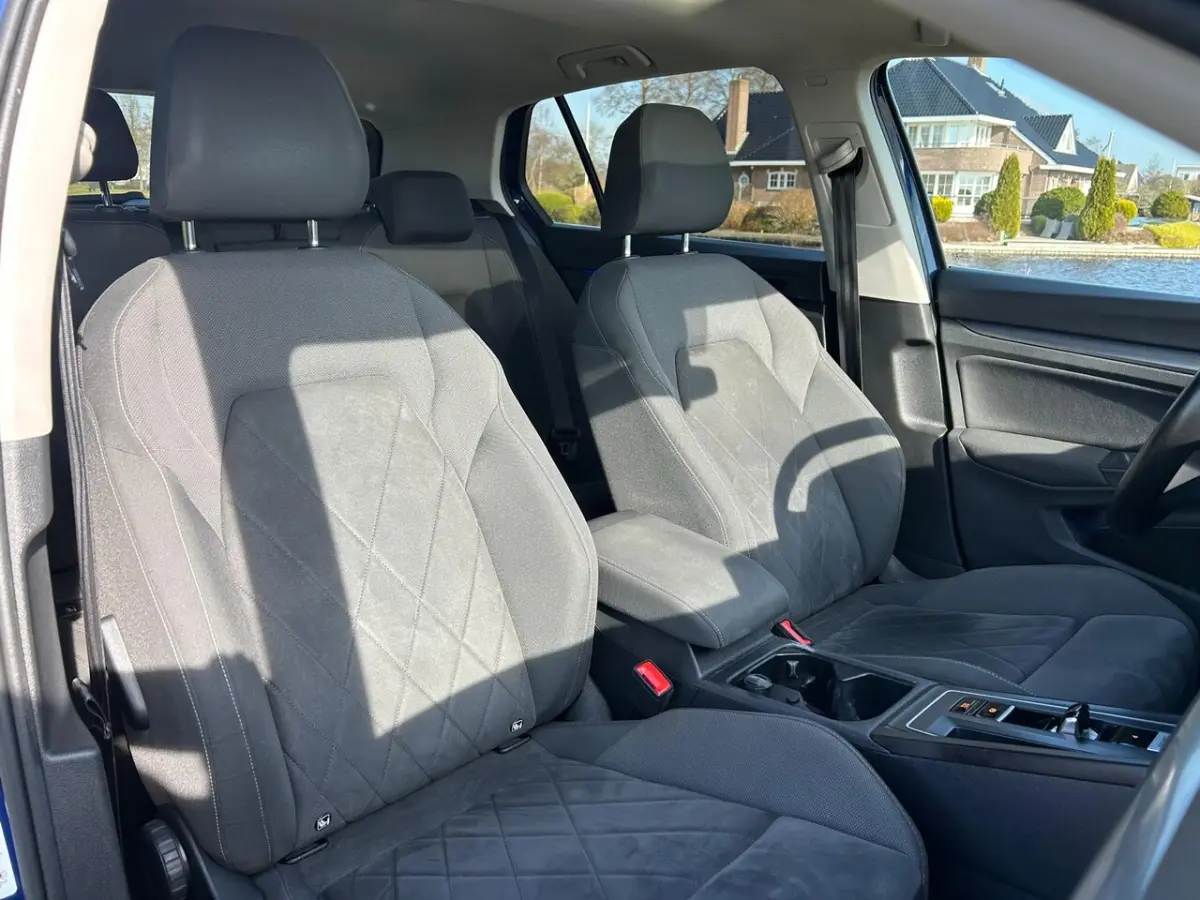 1.5 eTSI R-Line Panoramadak / Automaat / Ergocomfortstoel