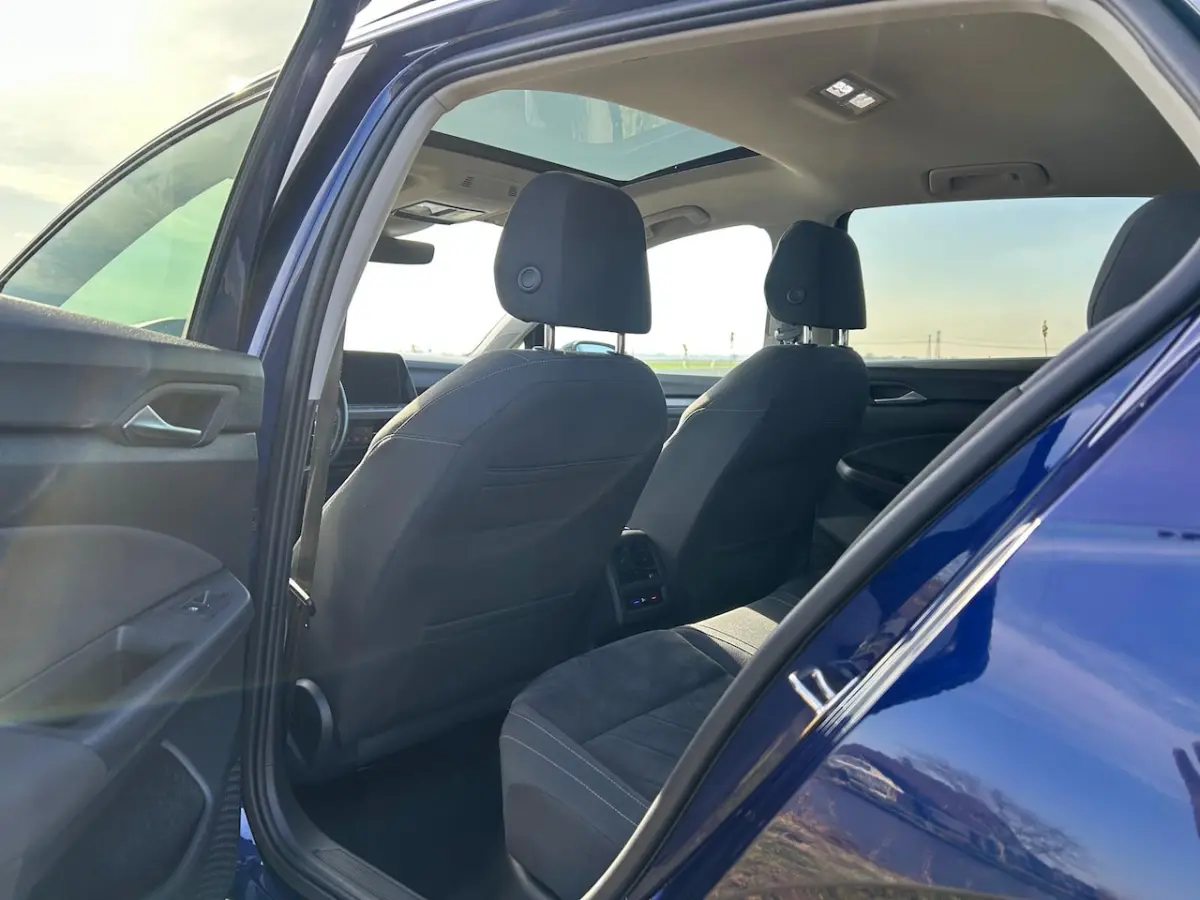 1.5 eTSI R-Line Panoramadak / Automaat / Ergocomfortstoel