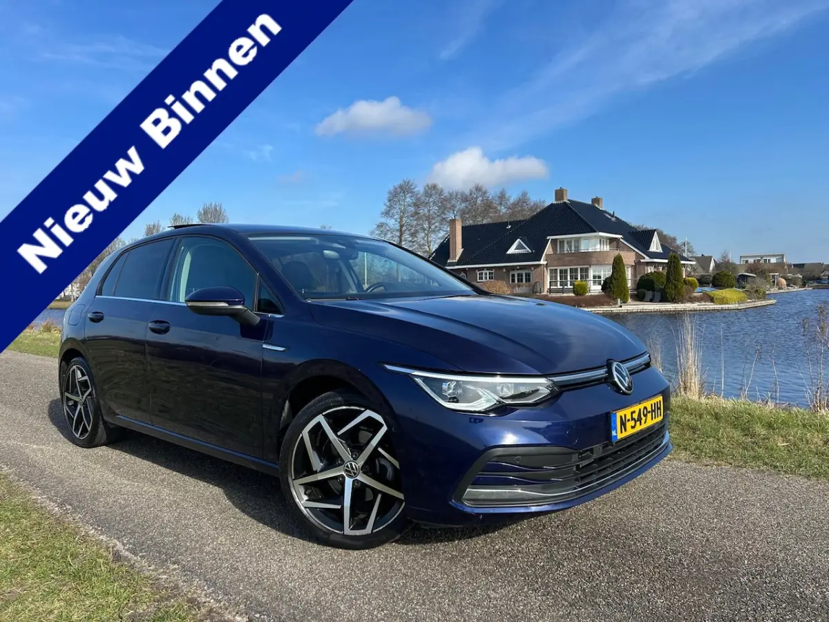 1.5 eTSI R-Line Panoramadak / Automaat / Ergocomfortstoel