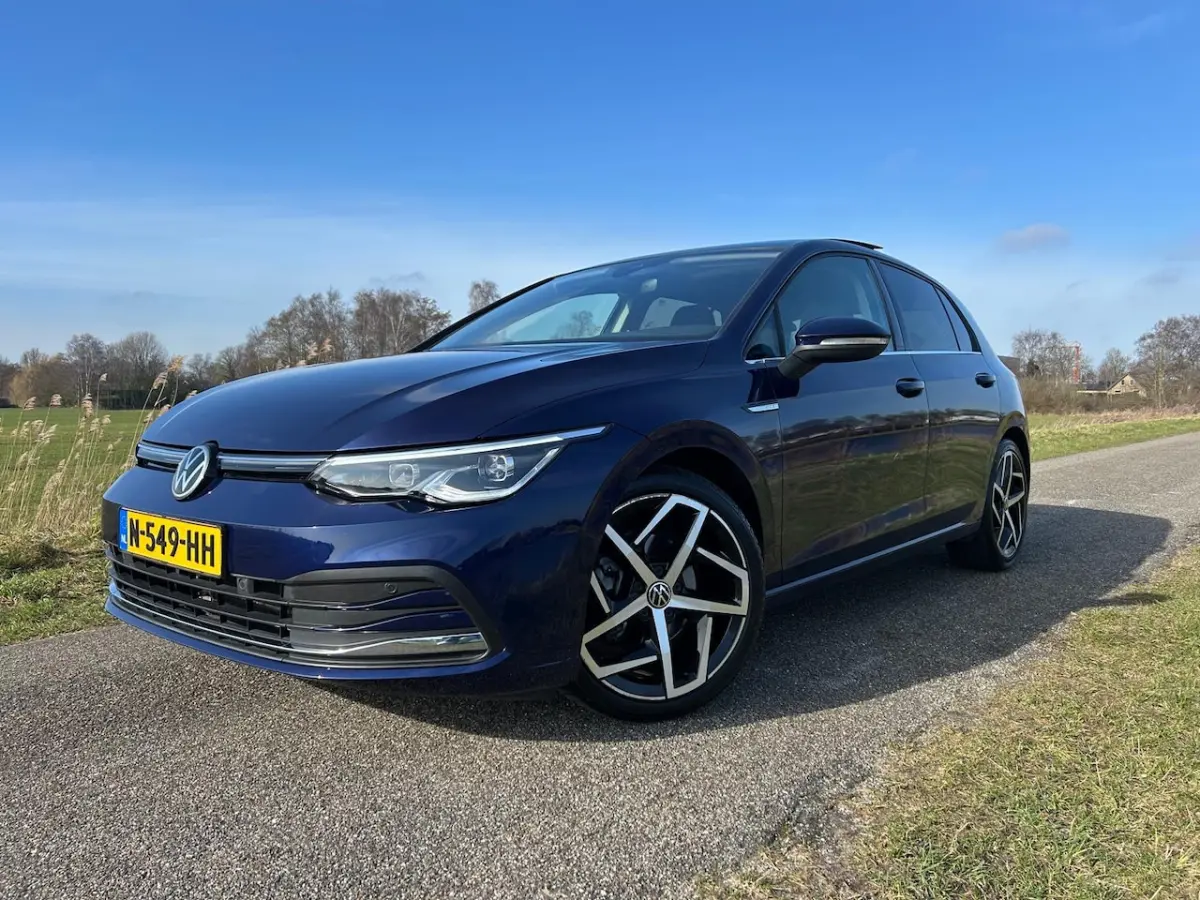 1.5 eTSI R-Line Panoramadak / Automaat / Ergocomfortstoel