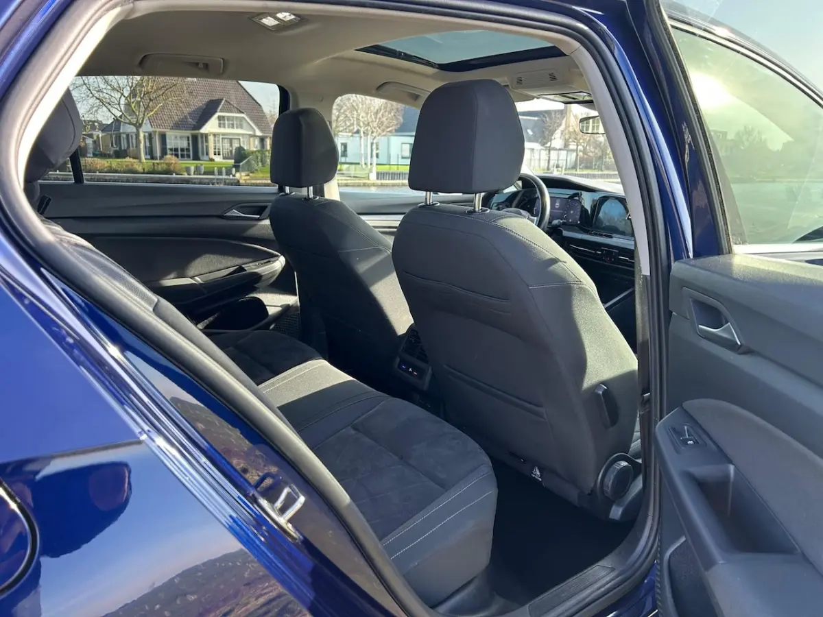 1.5 eTSI R-Line Panoramadak / Automaat / Ergocomfortstoel