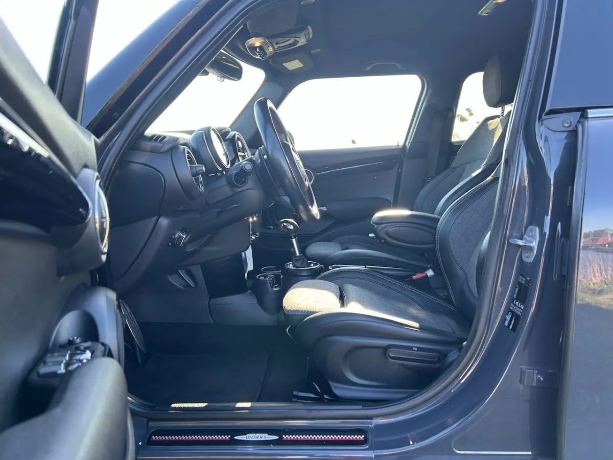 2.0 192 PK Chili Serious Business John Cooper Works Uitvoering