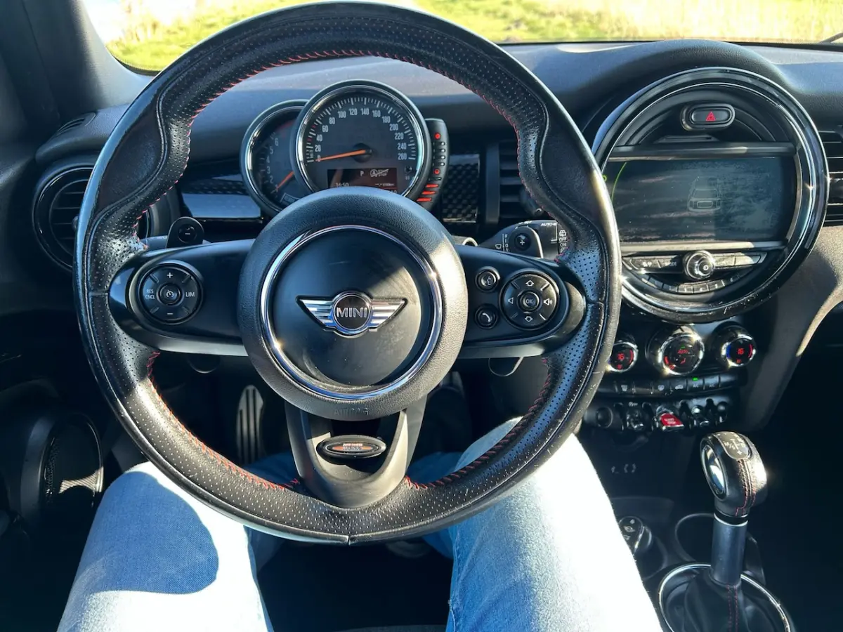 2.0 192 PK Chili Serious Business John Cooper Works Uitvoering