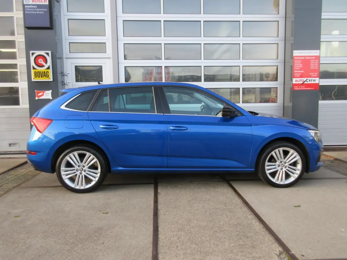 1.0 TSI First Edition / Carply / 18"LMV / D-Glas