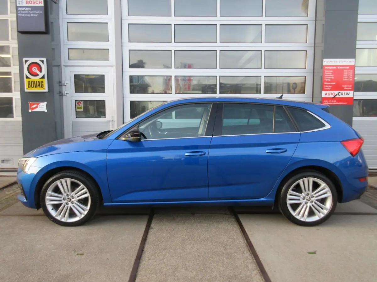 1.0 TSI First Edition / Carply / 18"LMV / D-Glas