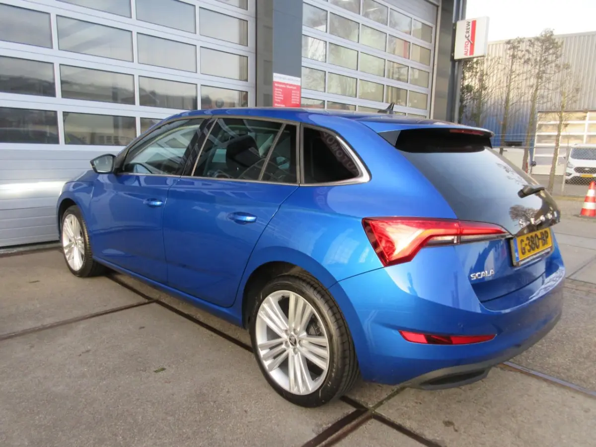 1.0 TSI First Edition / Carply / 18"LMV / D-Glas