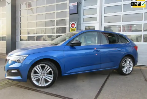 1.0 TSI First Edition / Carply / 18"LMV / D-Glas