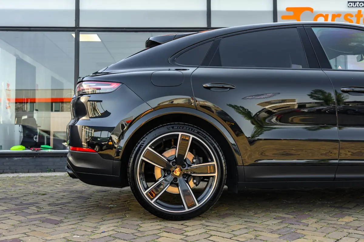 3.0 E-Hybrid|Sport Design|Edition