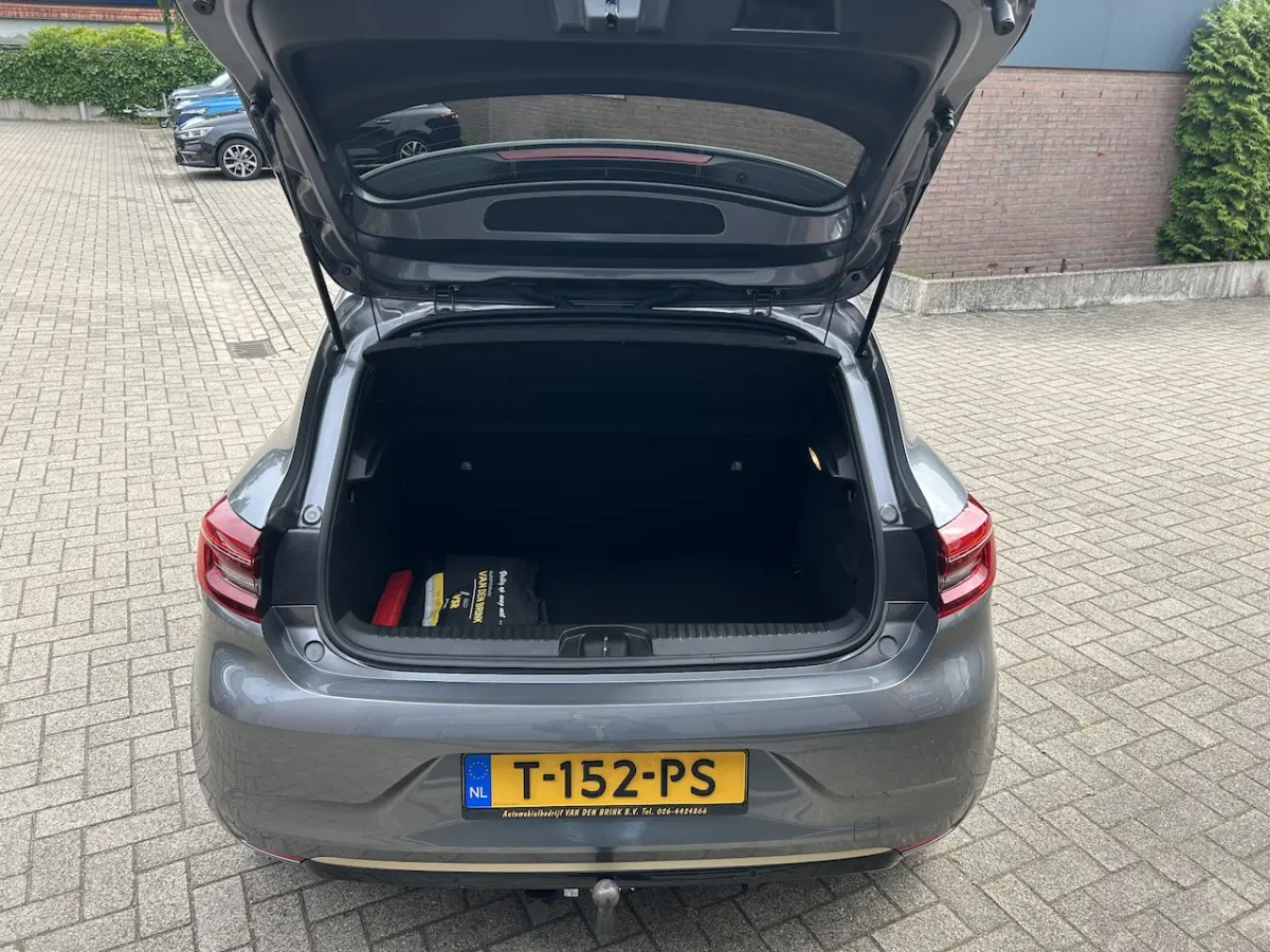 1.6 E-Tech Hybrid 145 E-Tech Engineered
