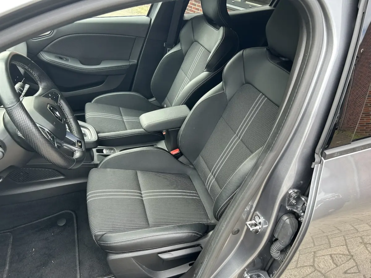 1.6 E-Tech Hybrid 145 E-Tech Engineered