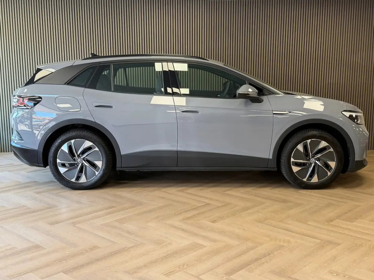 Pure 109KW 93, 4% SOH ACC PDC Carplay 19" 361km WLTP